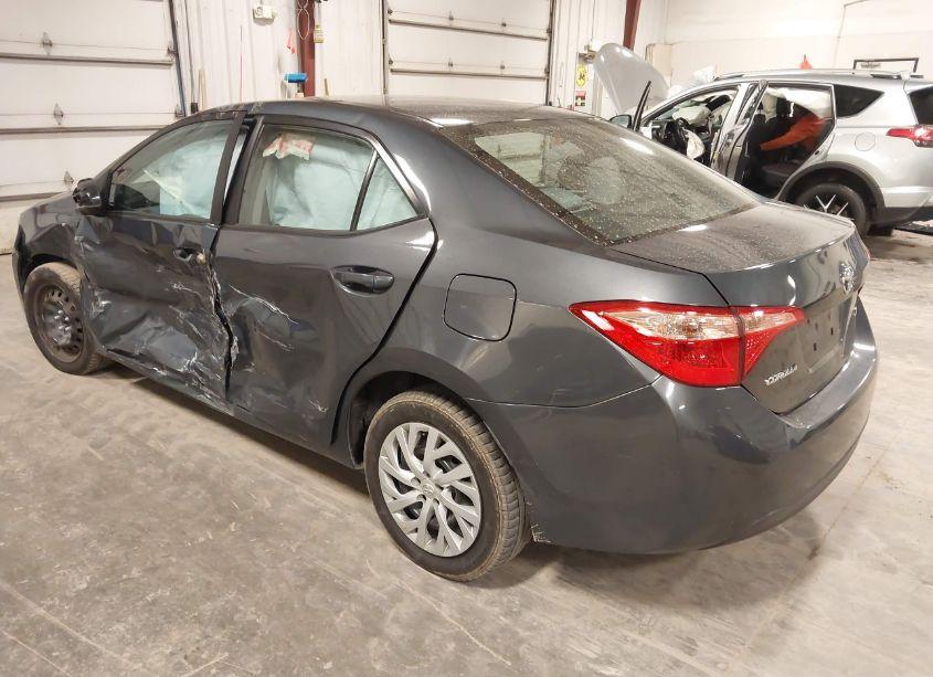 Photo 3 of 2017 Toyota Corolla LE (VIN 5YFBURHE2HP730043)