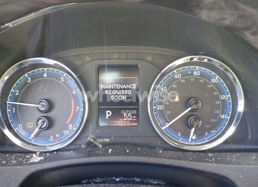 Photo 7 of 2017 Toyota Corolla LE (VIN 5YFBURHE2HP734108)