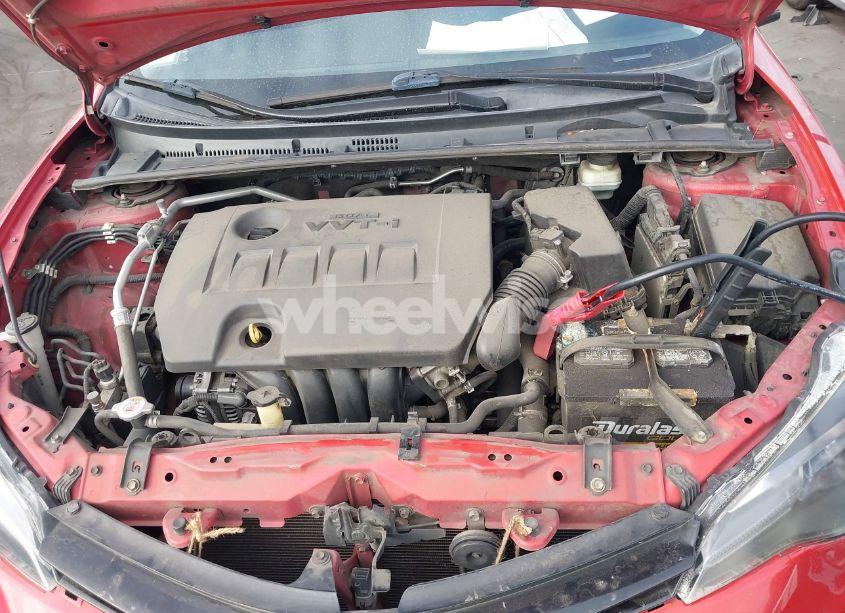 Photo 10 of 2018 Toyota Corolla LE (VIN 5YFBURHE2JP791740)