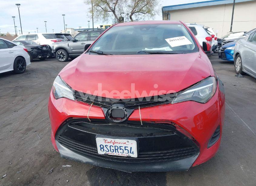 Photo 12 of 2018 Toyota Corolla LE (VIN 5YFBURHE2JP791740)