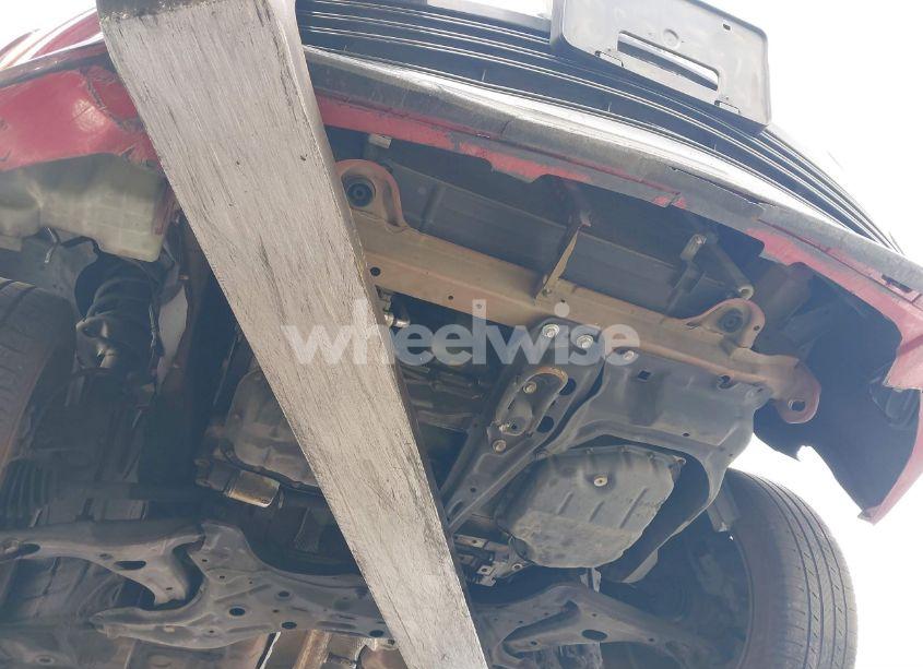 Photo 17 of 2018 Toyota Corolla LE (VIN 5YFBURHE2JP791740)