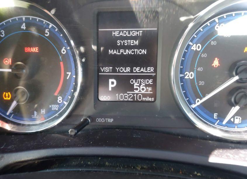 Photo 15 of 2018 Toyota Corolla LE (VIN 5YFBURHE2JP815325)