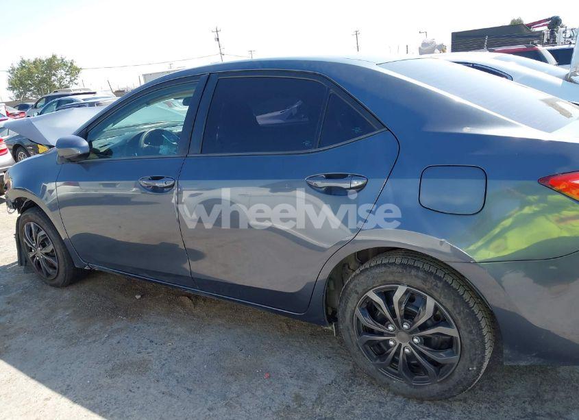 Photo 15 of 2018 Toyota Corolla LE (VIN 5YFBURHE2JP826065)