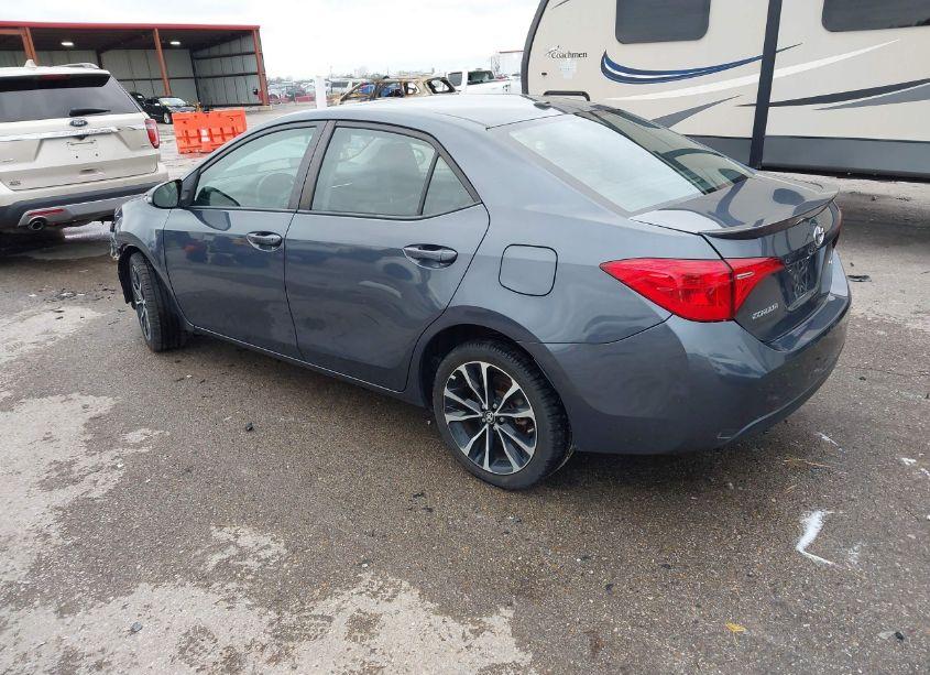 Photo 3 of 2018 Toyota Corolla L/LE/XLE/SE/XSE (VIN 5YFBURHE2JP840189)