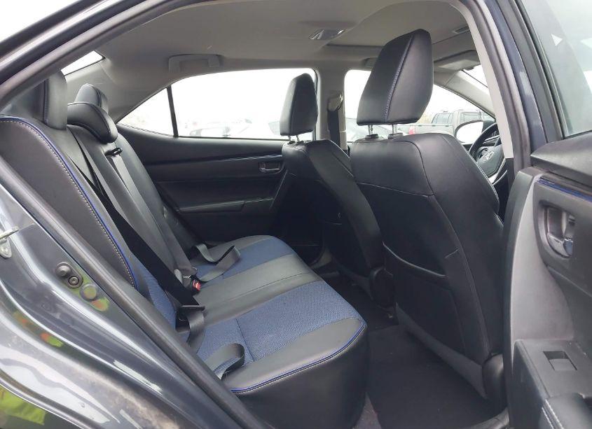 Photo 8 of 2018 Toyota Corolla L/LE/XLE/SE/XSE (VIN 5YFBURHE2JP840189)