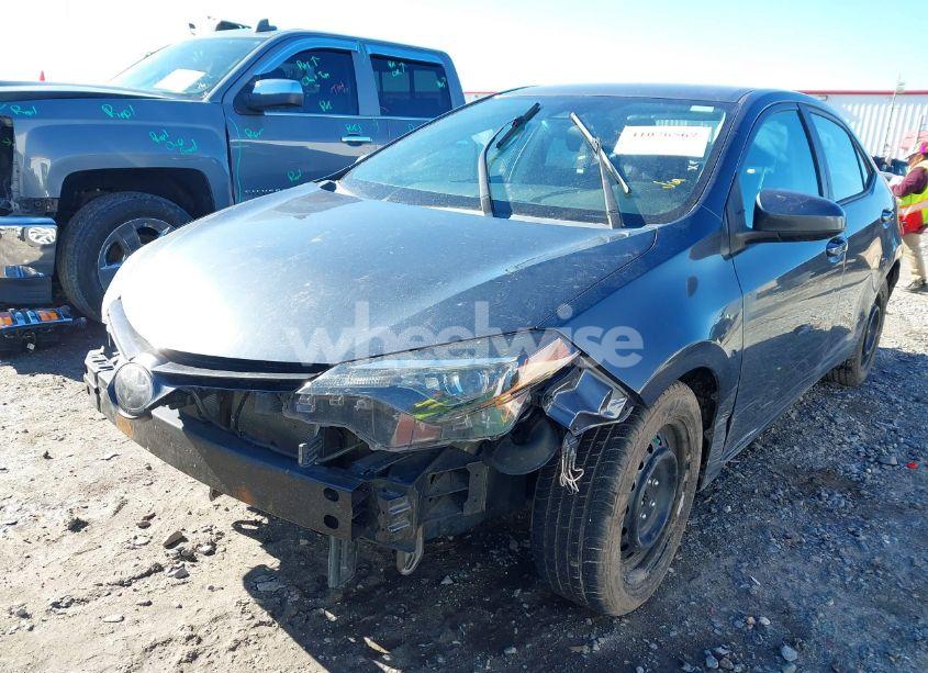 Photo 2 of 2019 Toyota Corolla LE (VIN 5YFBURHE2KP892617)