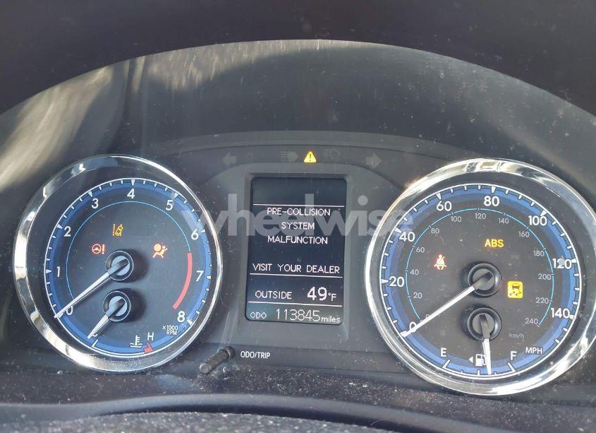 Photo 7 of 2019 Toyota Corolla LE (VIN 5YFBURHE2KP892617)