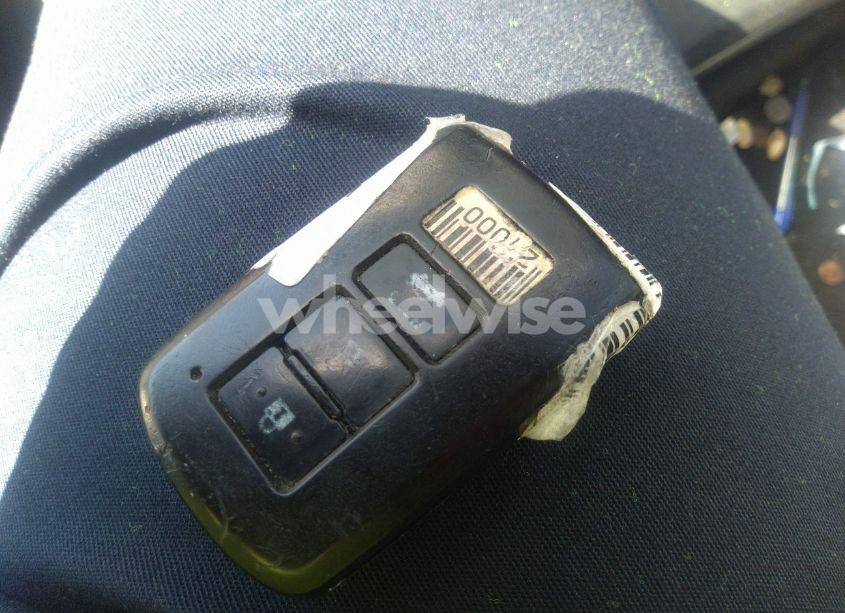 Photo 11 of 2019 Toyota Corolla XSE (VIN 5YFBURHE2KP893637)