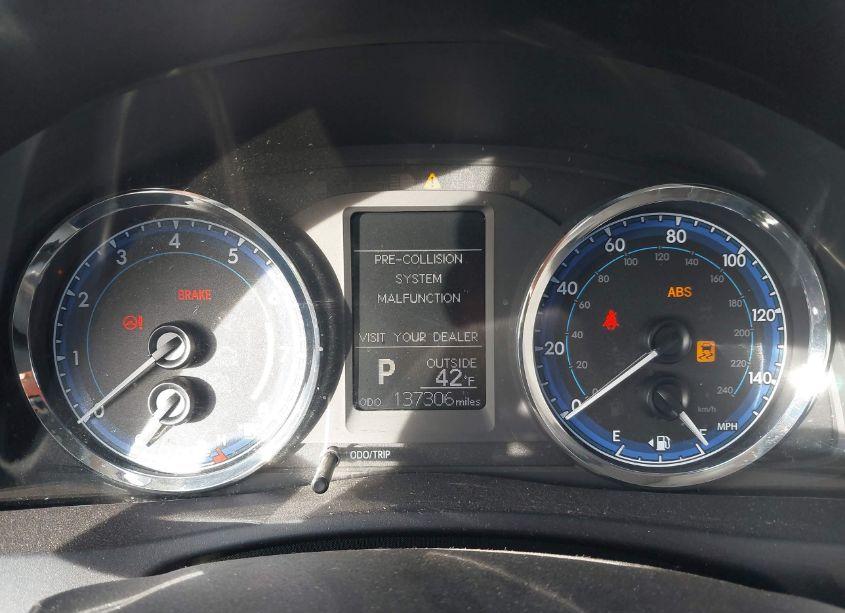 Photo 7 of 2019 Toyota Corolla LE (VIN 5YFBURHE2KP897011)