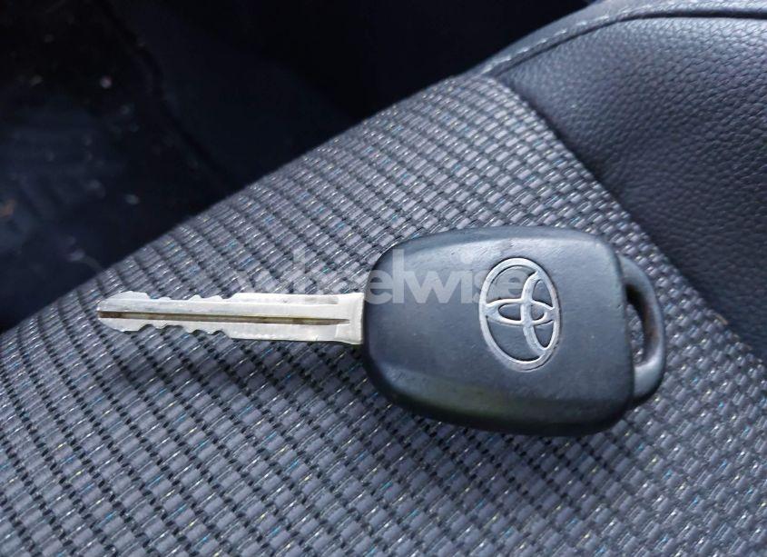 Photo 11 of 2019 Toyota Corolla SE (VIN 5YFBURHE2KP915006)