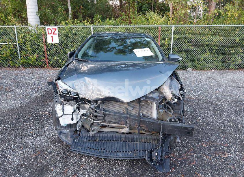 Photo 12 of 2019 Toyota Corolla SE (VIN 5YFBURHE2KP915006)