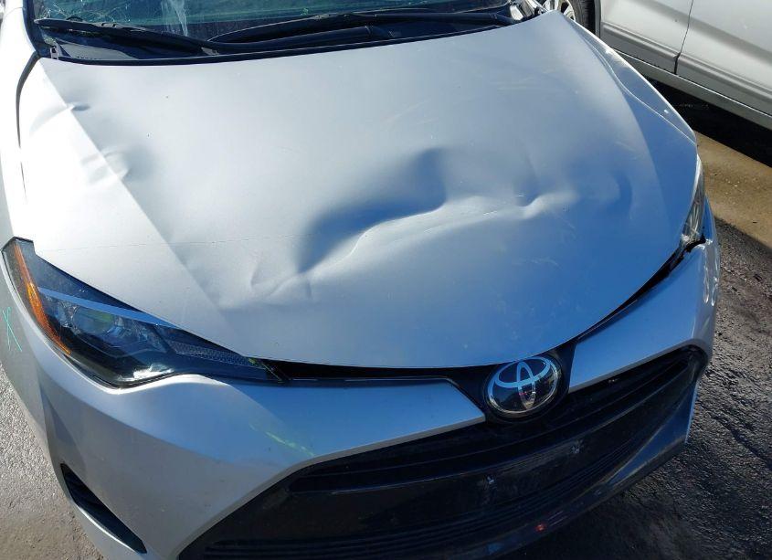 Photo 6 of 2019 Toyota Corolla LE (VIN 5YFBURHE2KP926300)