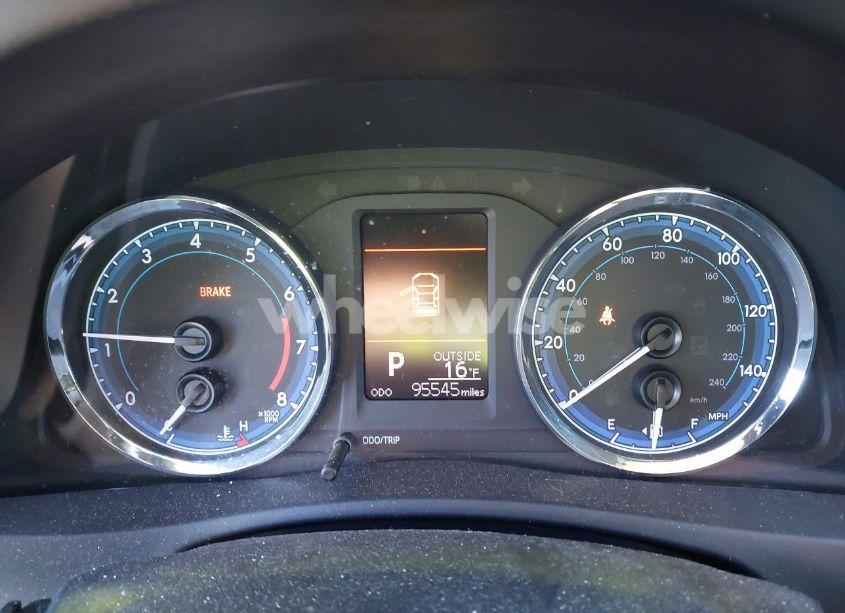 Photo 7 of 2019 Toyota Corolla LE (VIN 5YFBURHE2KP933697)