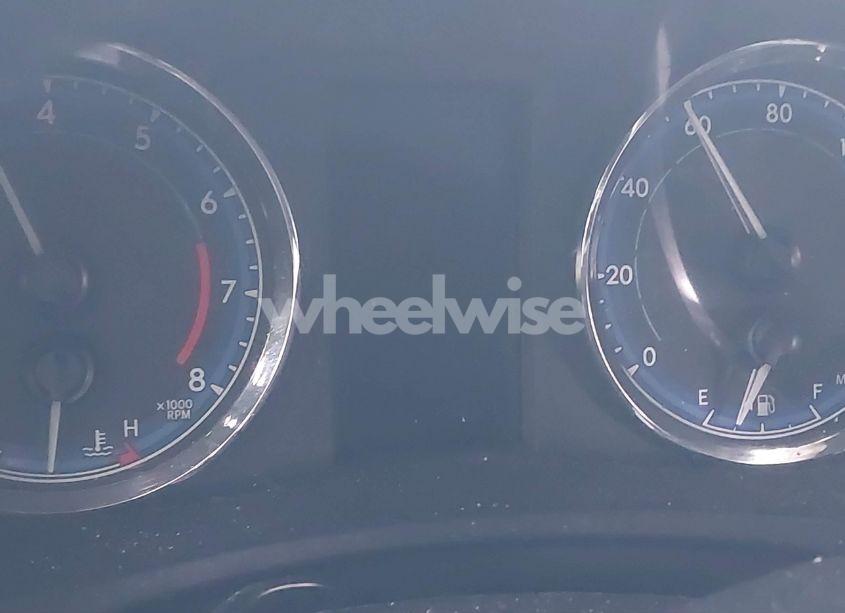 Photo 15 of 2019 Toyota Corolla XSE (VIN 5YFBURHE2KP936079)