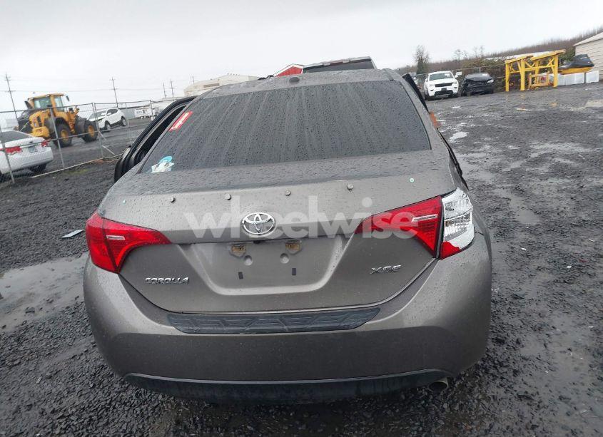 Photo 16 of 2019 Toyota Corolla XSE (VIN 5YFBURHE2KP936079)