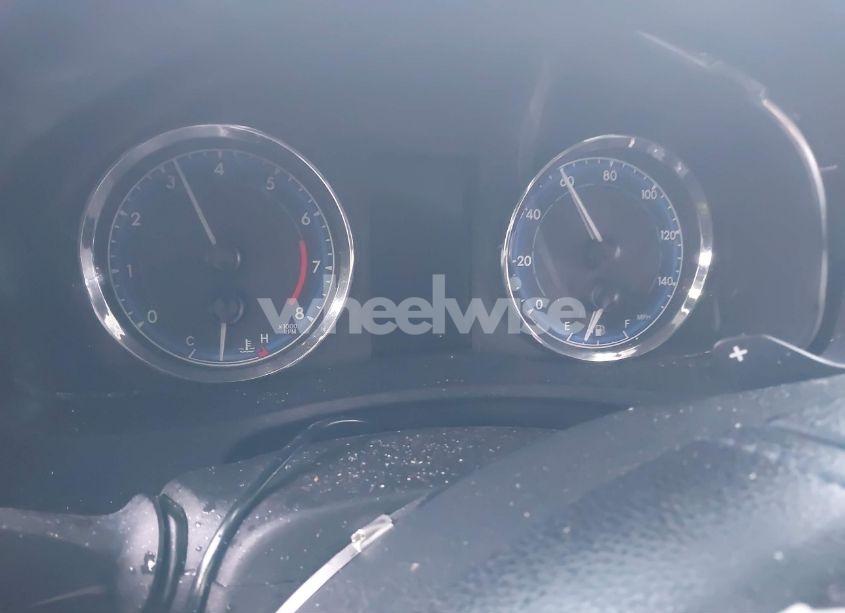 Photo 7 of 2019 Toyota Corolla XSE (VIN 5YFBURHE2KP936079)