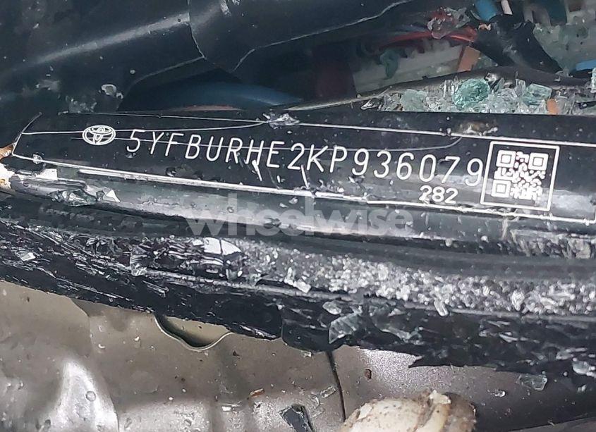 Photo 9 of 2019 Toyota Corolla XSE (VIN 5YFBURHE2KP936079)