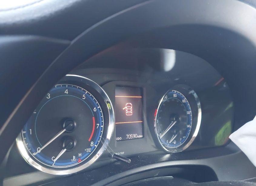 Photo 7 of 2019 Toyota Corolla LE (VIN 5YFBURHE2KP940035)