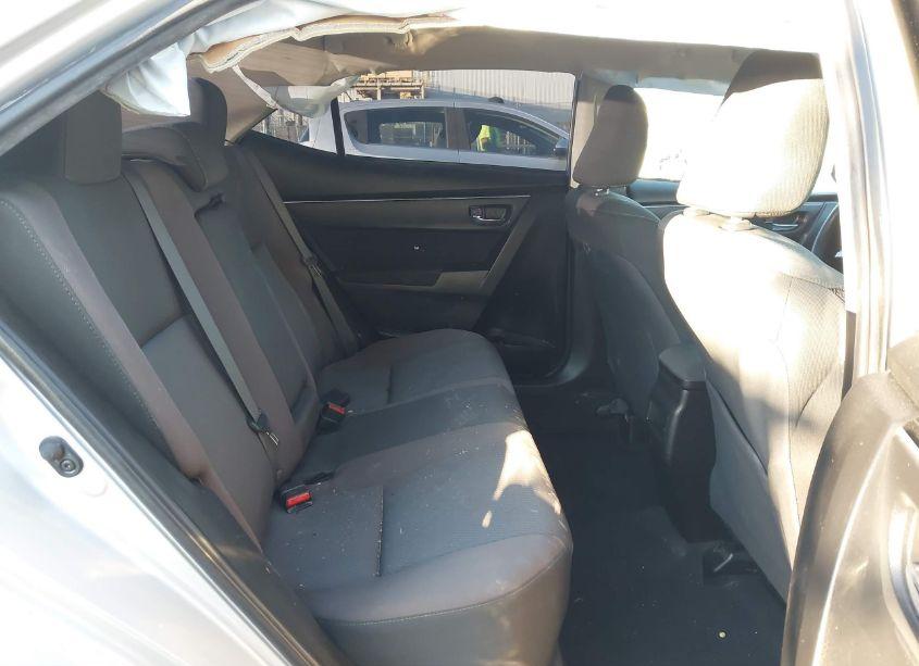 Photo 8 of 2019 Toyota Corolla LE (VIN 5YFBURHE2KP940035)