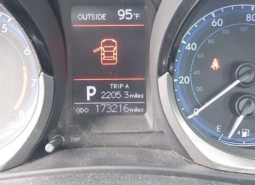 Photo 7 of 2014 Toyota Corolla S PLUS (VIN 5YFBURHE3EP016790)