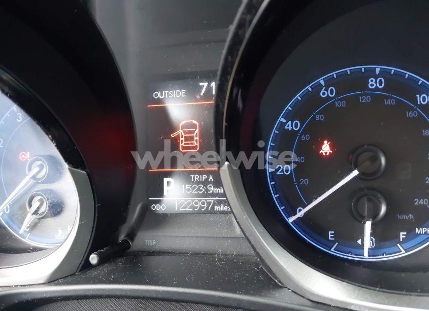 Photo 15 of 2014 Toyota Corolla S PLUS (VIN 5YFBURHE3EP017177)