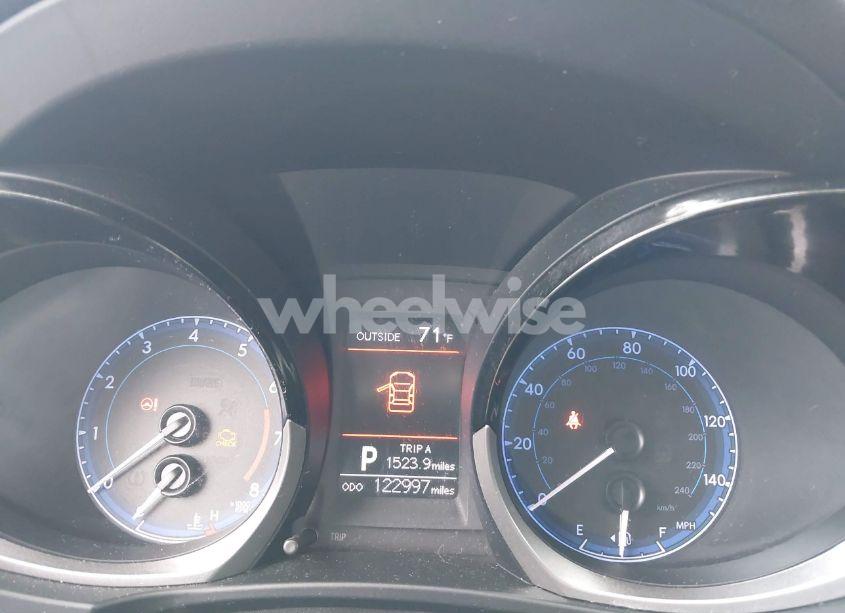 Photo 7 of 2014 Toyota Corolla S PLUS (VIN 5YFBURHE3EP017177)