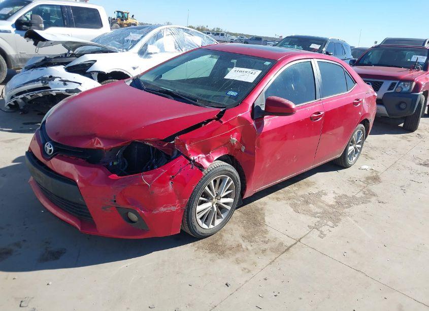 Photo 2 of 2014 Toyota Corolla L/LE/LE PLS/PRM/S/S PLS (VIN 5YFBURHE3EP022749)
