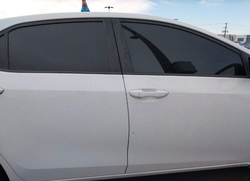 Photo 14 of 2014 Toyota Corolla S PLUS (VIN 5YFBURHE3EP039180)