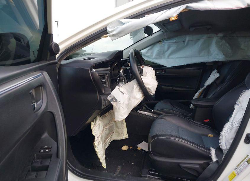 Photo 5 of 2014 Toyota Corolla S PLUS (VIN 5YFBURHE3EP039180)