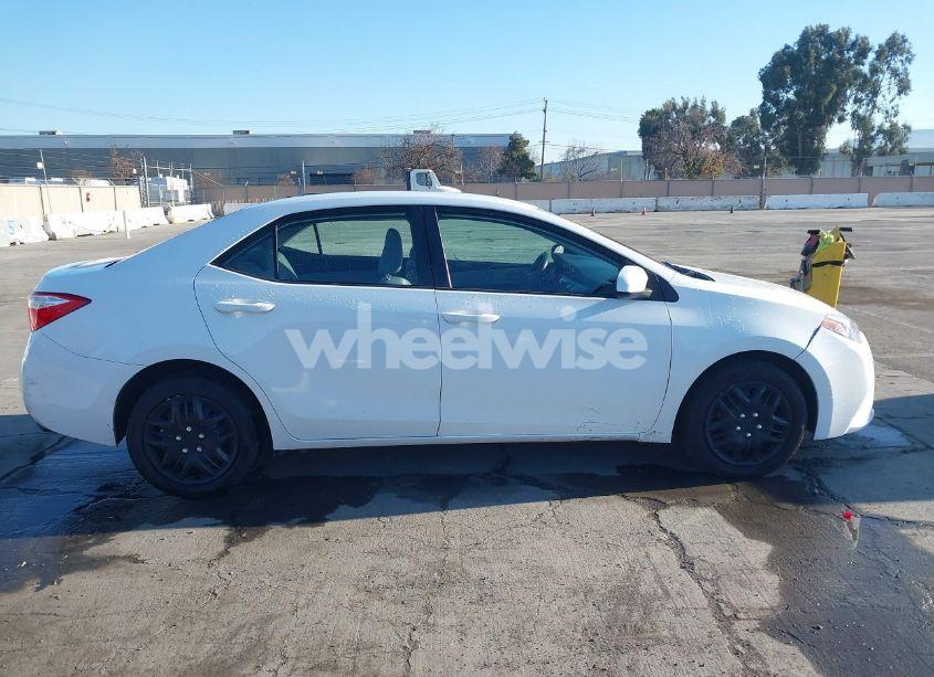 Photo 13 of 2014 Toyota Corolla LE (VIN 5YFBURHE3EP058327)