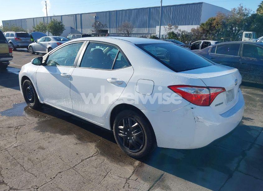 Photo 3 of 2014 Toyota Corolla LE (VIN 5YFBURHE3EP058327)