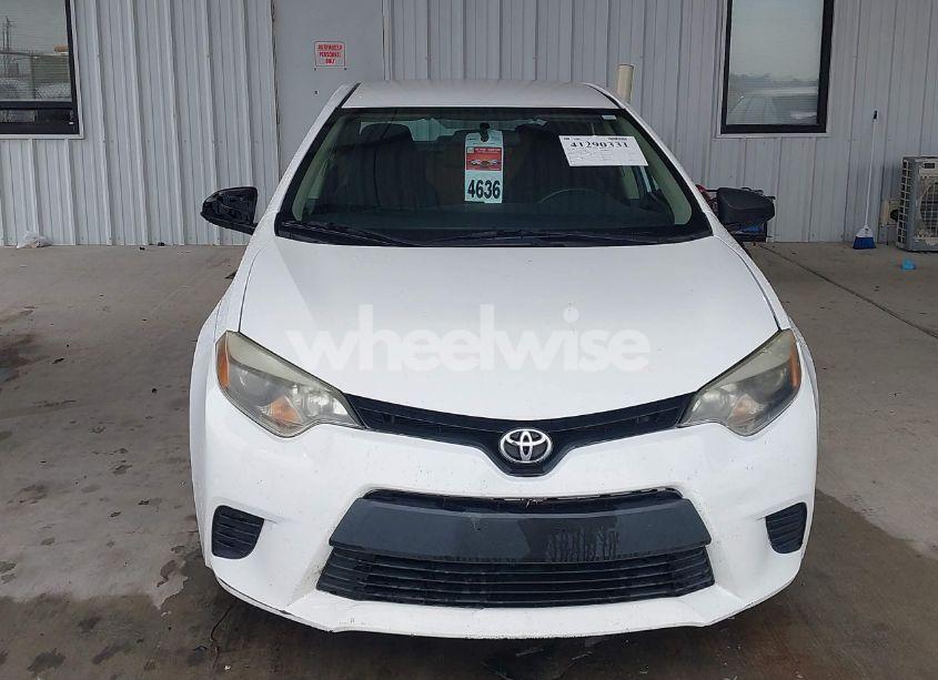 Photo 12 of 2014 Toyota Corolla LE (VIN 5YFBURHE3EP063267)