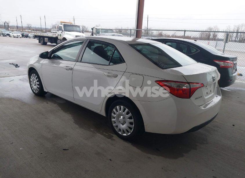 Photo 3 of 2014 Toyota Corolla LE (VIN 5YFBURHE3EP063267)