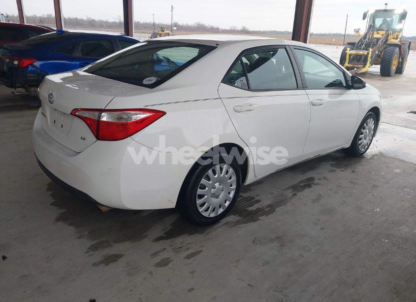 Photo 4 of 2014 Toyota Corolla LE (VIN 5YFBURHE3EP063267)