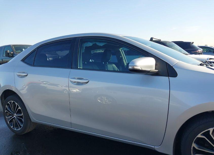 Photo 13 of 2014 Toyota Corolla L/LE/LE PLS/PRM/S/S PLS (VIN 5YFBURHE3EP075595)