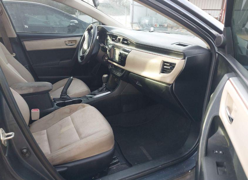 Photo 5 of 2014 Toyota Corolla LE (VIN 5YFBURHE3EP099783)