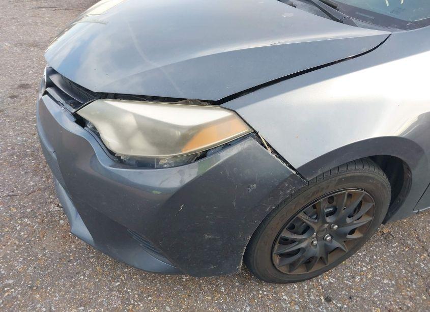 Photo 6 of 2014 Toyota Corolla LE (VIN 5YFBURHE3EP099783)