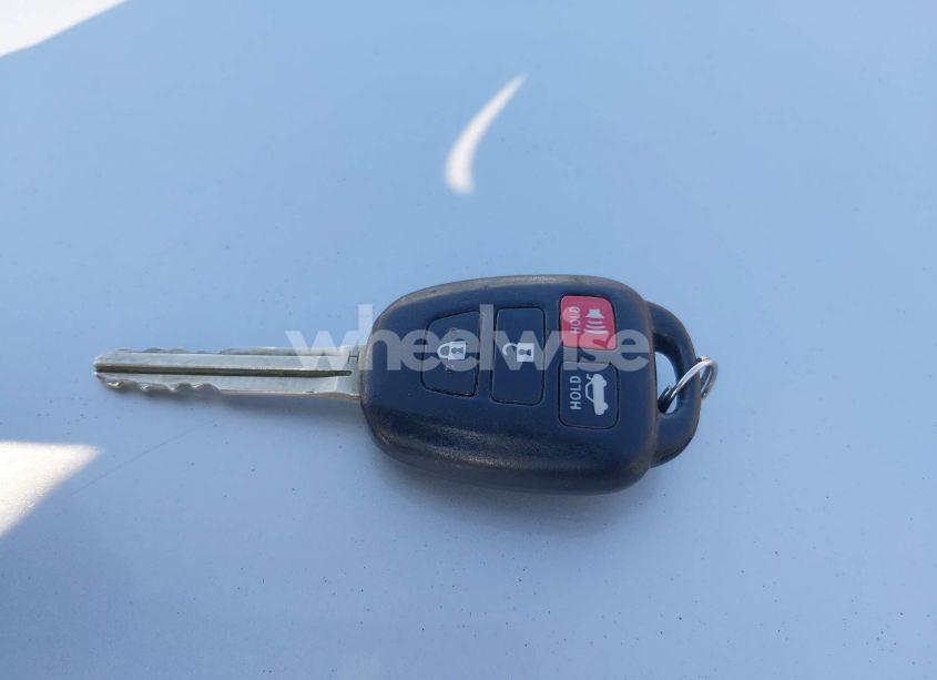 Photo 11 of 2014 Toyota Corolla S PLUS (VIN 5YFBURHE3EP119630)