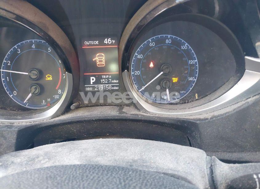 Photo 7 of 2014 Toyota Corolla S PLUS (VIN 5YFBURHE3EP119630)