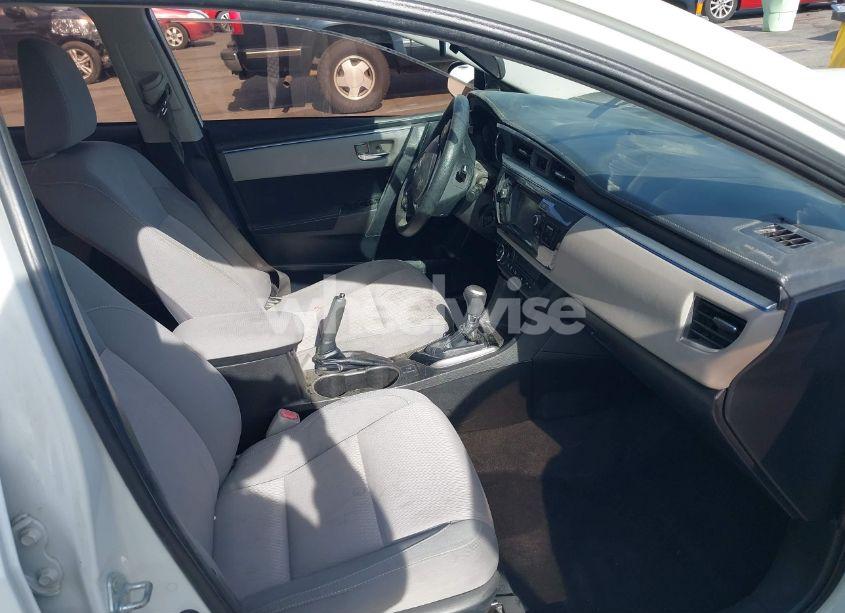 Photo 5 of 2014 Toyota Corolla LE (VIN 5YFBURHE3EP145046)