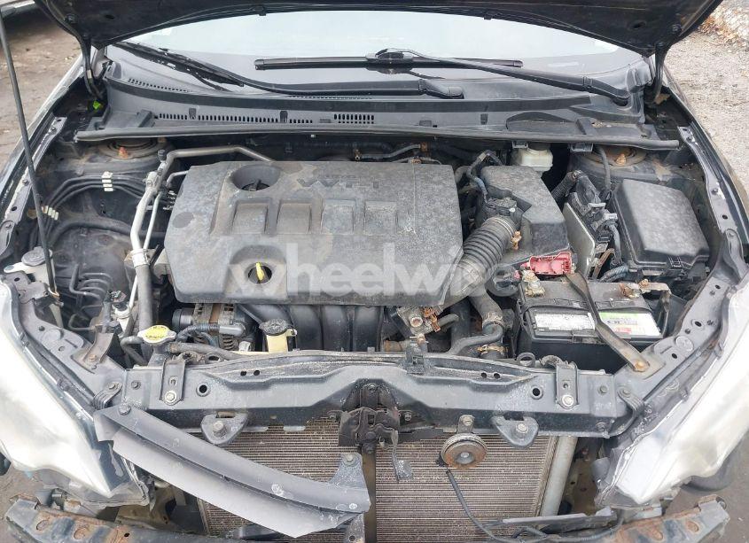 Photo 10 of 2014 Toyota Corolla LE (VIN 5YFBURHE3EP146584)