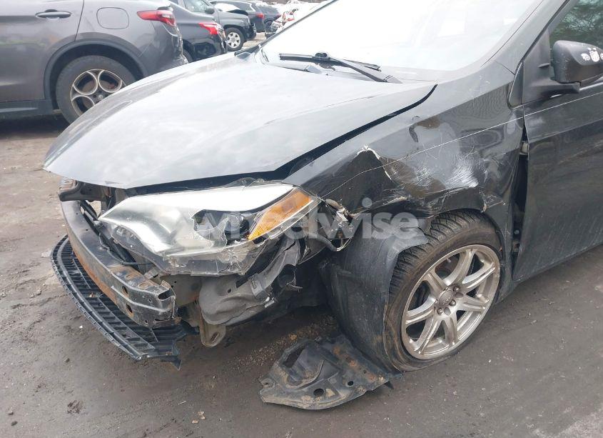 Photo 6 of 2014 Toyota Corolla LE (VIN 5YFBURHE3EP146584)