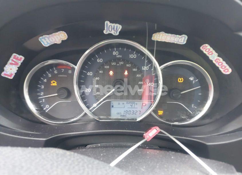 Photo 7 of 2014 Toyota Corolla LE (VIN 5YFBURHE3EP146584)