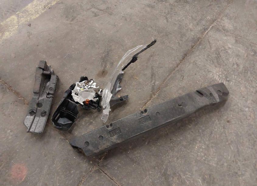 Photo 12 of 2014 Toyota Corolla LE (VIN 5YFBURHE3EP157584)