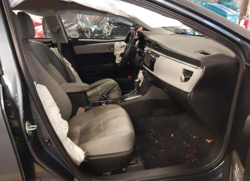 Photo 5 of 2014 Toyota Corolla LE (VIN 5YFBURHE3EP157584)