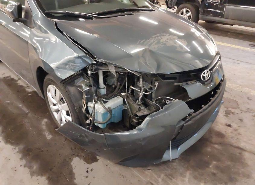 Photo 6 of 2014 Toyota Corolla LE (VIN 5YFBURHE3EP157584)