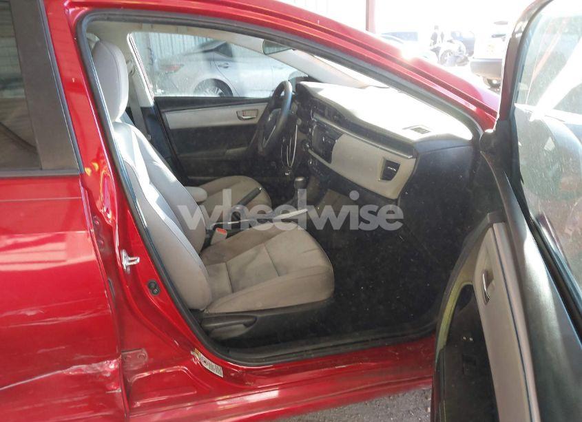 Photo 5 of 2014 Toyota Corolla LE (VIN 5YFBURHE3EP164289)