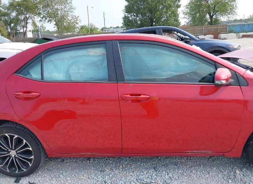 Photo 13 of 2015 Toyota Corolla S PLUS (VIN 5YFBURHE3FP180977)