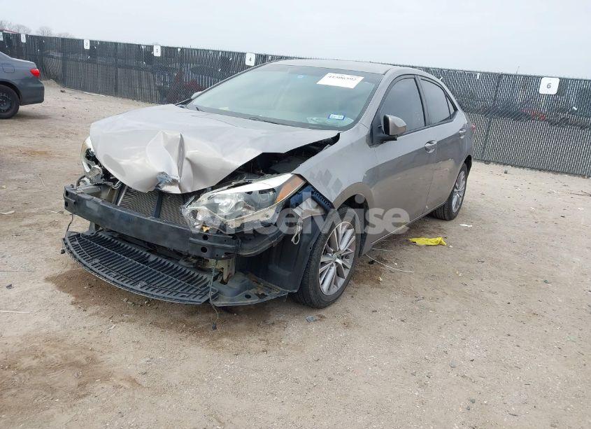 Photo 2 of 2015 Toyota Corolla LE PLUS (VIN 5YFBURHE3FP186648)