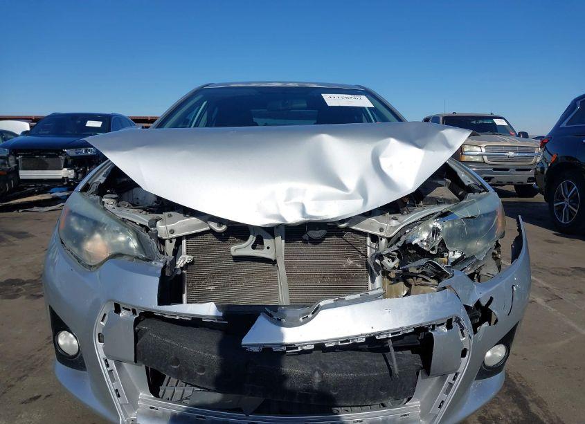 Photo 12 of 2015 Toyota Corolla S PLUS (VIN 5YFBURHE3FP196385)